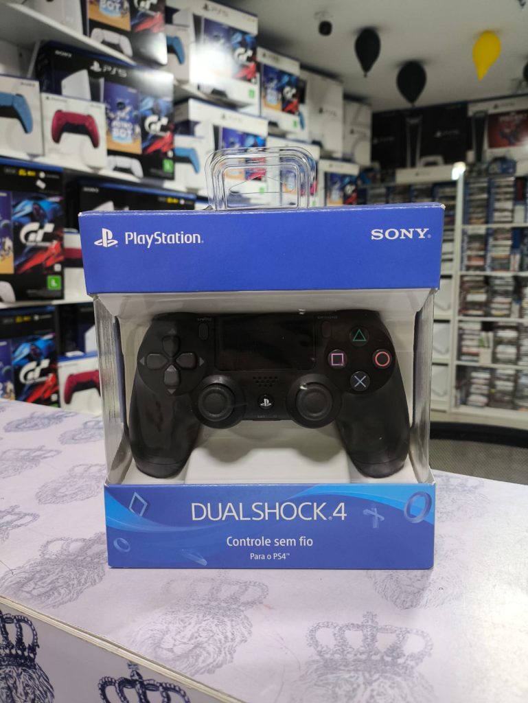 Controle do PS4 Vitrine na Caixa