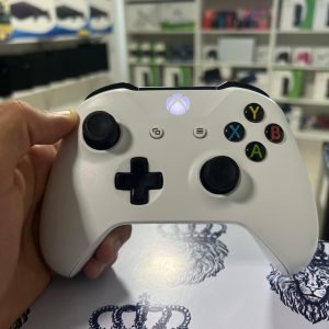 Controle do Xbox One/Series Semi-Novo
