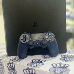 PlayStation 4 Slim HDR 1TB Semi-Novo